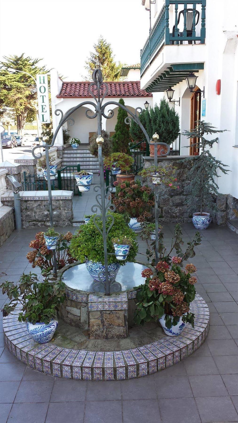Hotel Cortijo Laredo Bagian luar foto