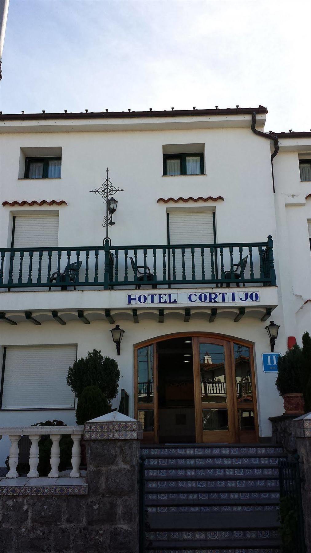 Hotel Cortijo Laredo Bagian luar foto